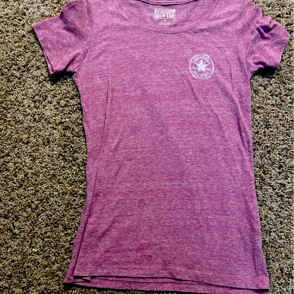 Converse women’s shirt size M